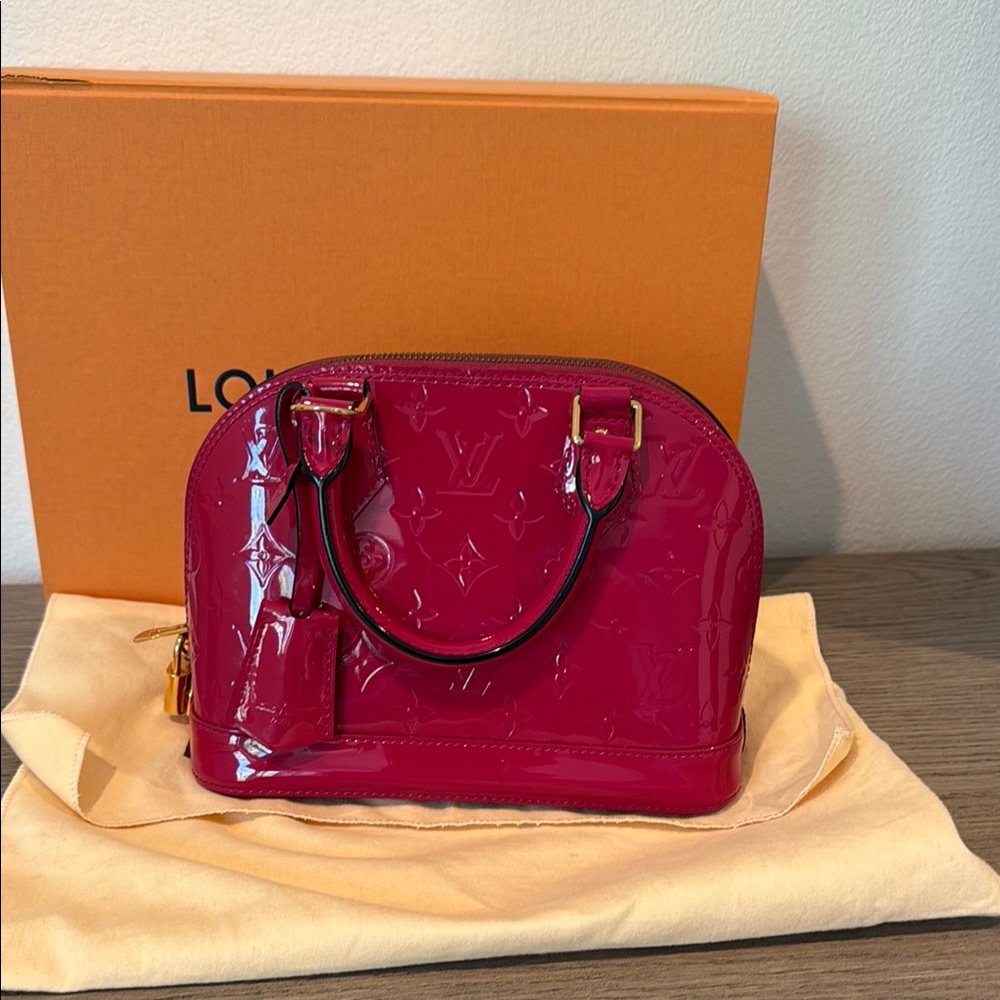 Louis Vuitton Vernis Alma BB Rose Indien Women's Bag